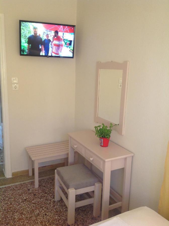 Angelos Cosy Place Hotell Argostoli  Exteriör bild