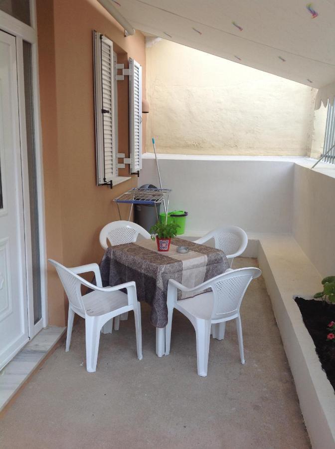 Angelos Cosy Place Hotell Argostoli  Exteriör bild